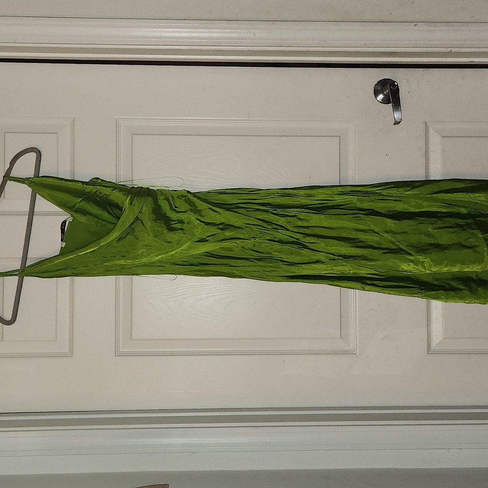 Zara satin green dress